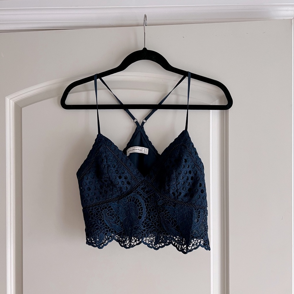 Abercrombie & Fitch Crochet Crop Top
